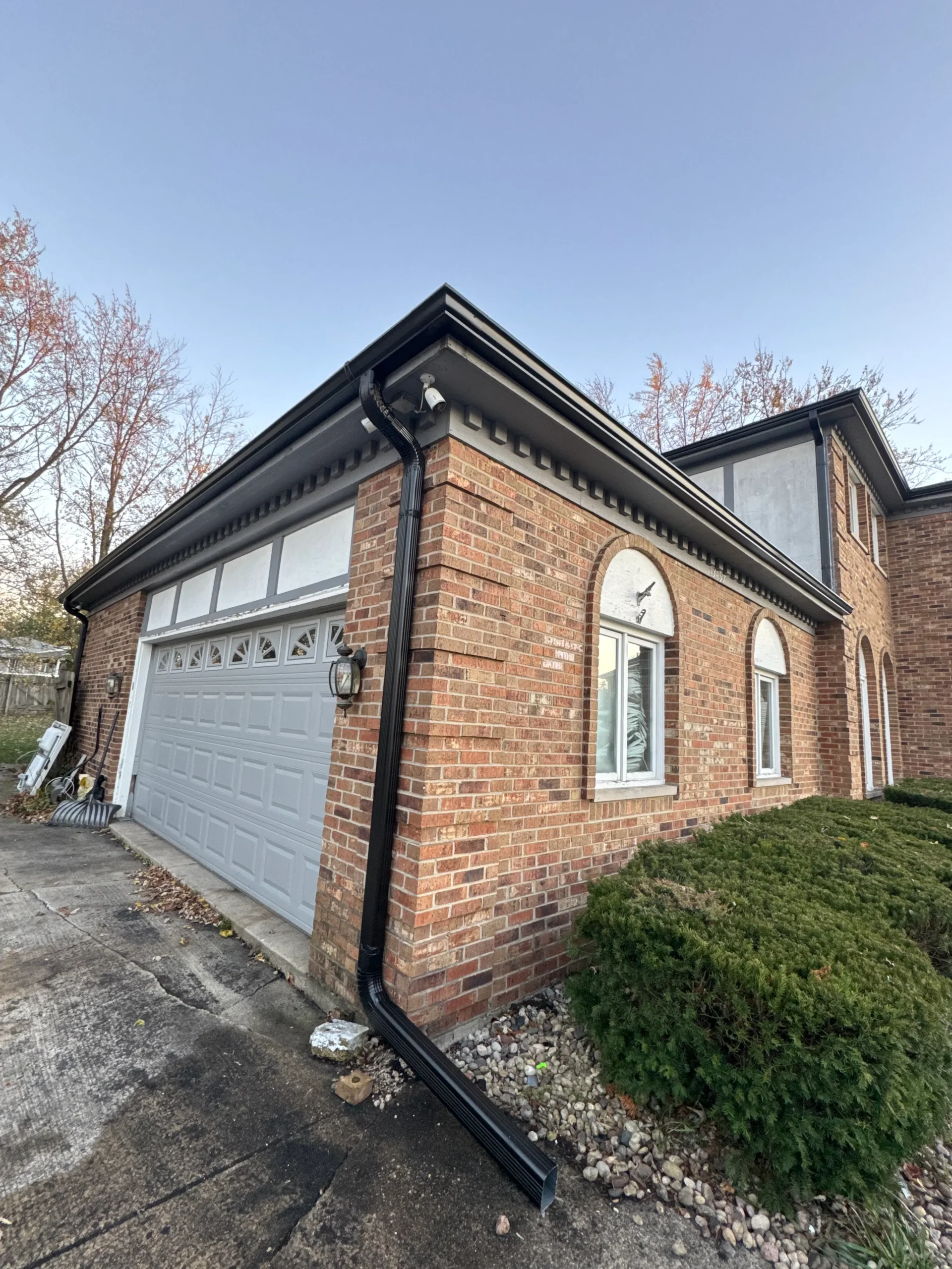 Gutter services in Franklin Park - Gutter Santiago
